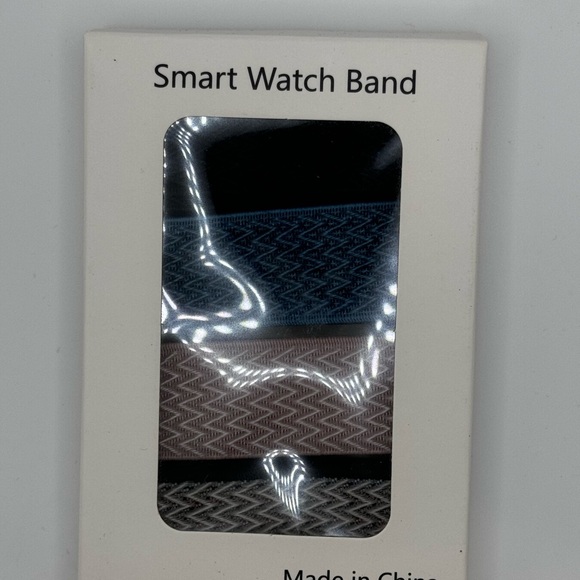 Smart watch bands - set of 4 - stretch bands - comfy - adjustable - one size - Picture 3 of 8